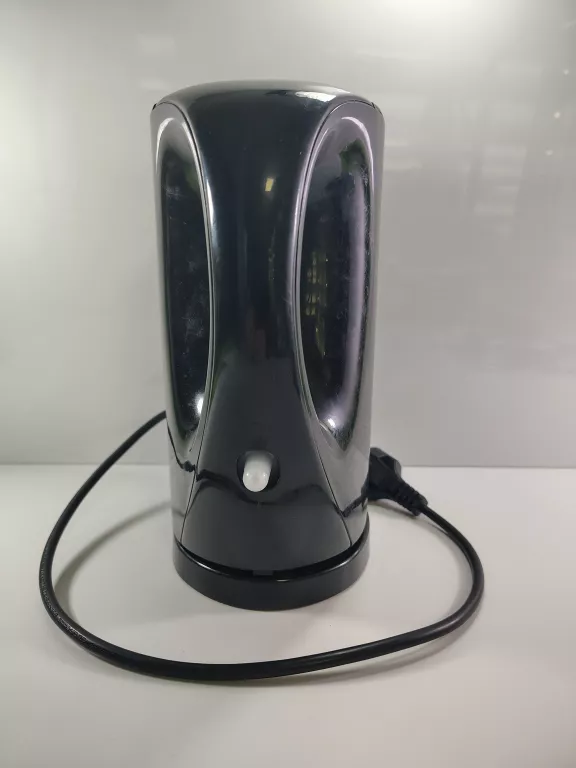 CZAJNIK ELEKTRYCZNY TRISTAR CZARNY