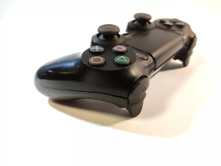 KONSOLA SONY PS4 500 GB 2X PAD KABEL