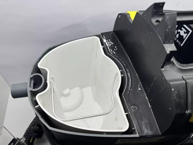 ODKURZACZ PIORĄCY KARCHER PUZZI 8/1 1.100-240.0 1200W