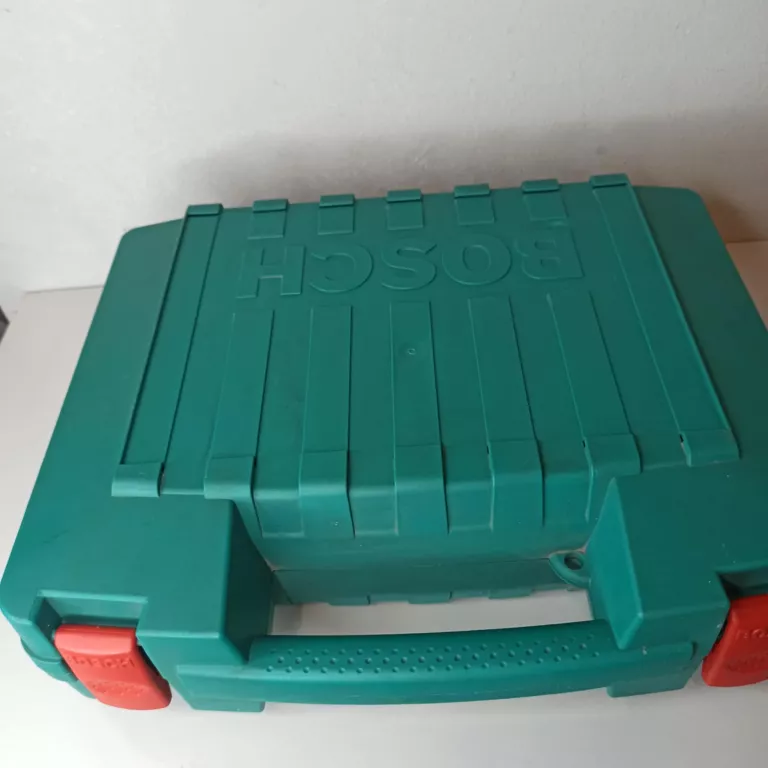 NOŻYCE ELEKTRYCZNE AKUMULATOROWE BOSCH 12 CM 3,6 V / KOMPLET