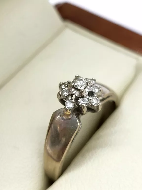 ZŁOTY PIERŚCIONEK Z BIAŁYM ZŁOTEM 3.33G/585