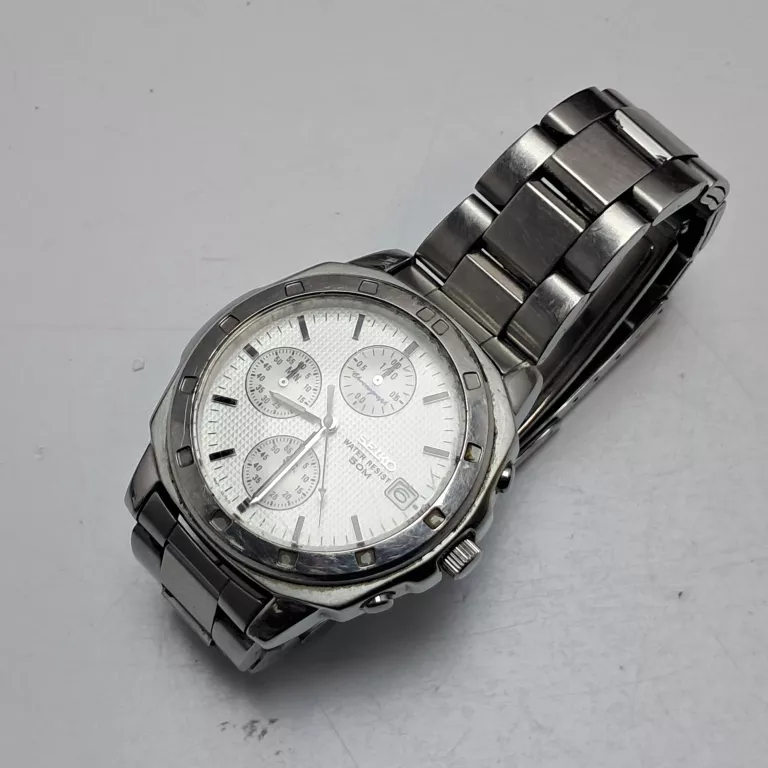 ZEGAREK SEIKO V657-9010