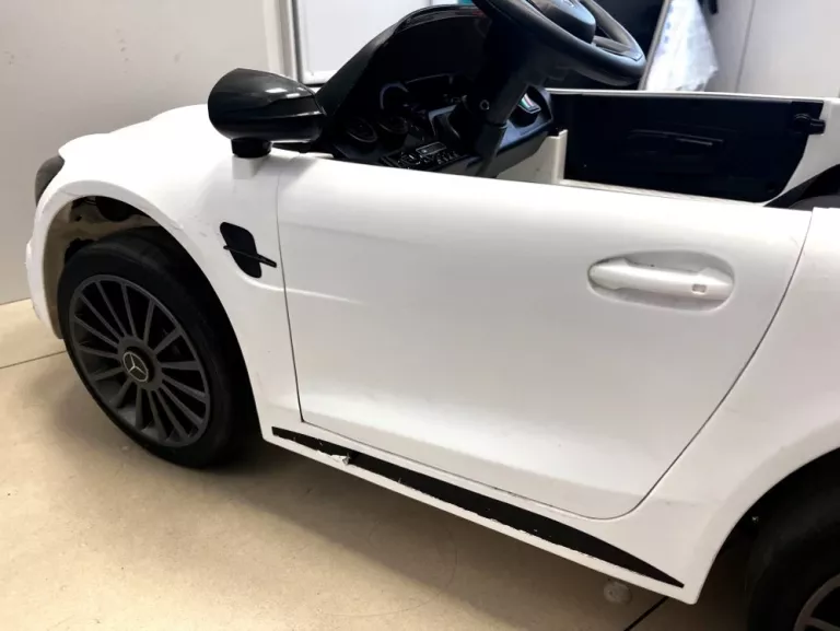 SAMOCHÓD NA AKUMULATOR DLA DZIECKA MERCEDES AMG BIAŁY TYLKO ODB OSOBISTY