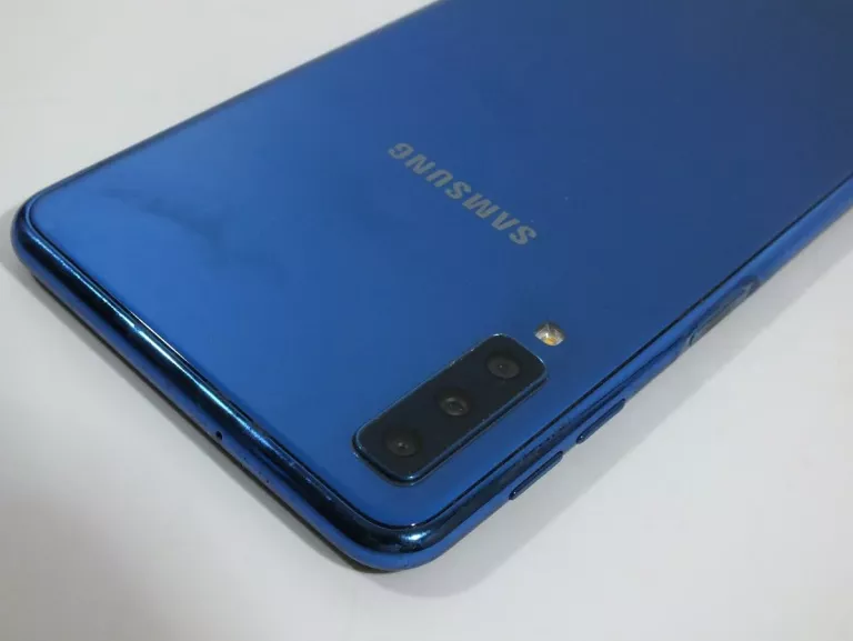 TELEFON SAMSUNG A7 +PUD