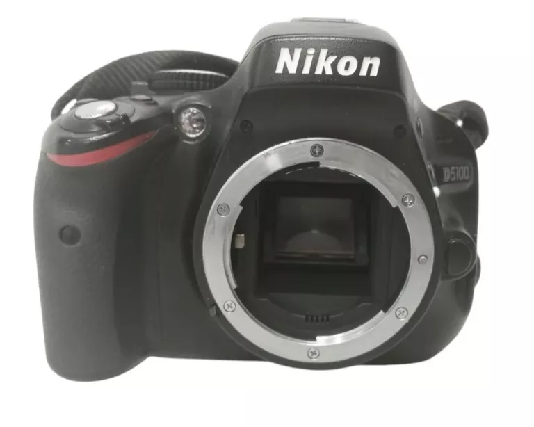 APARAT NIKON D5100 + OBIEKTYW NIKON DX AF05 18-55MM