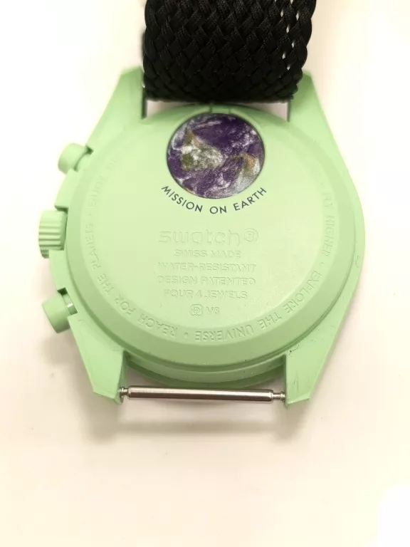 ZEGAREK OMEGA SWATCH MISSION ON EARTH