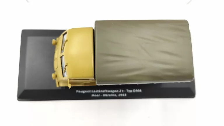 SAMOCHODY 2WŚ PEUGEOT 2T TYP DMA 1942 1:43 DEAGOSTINI