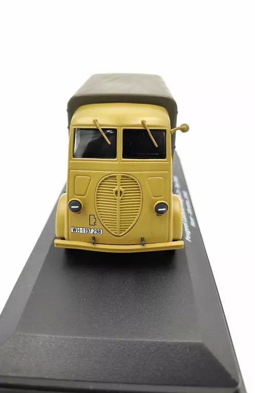 SAMOCHODY 2WŚ PEUGEOT 2T TYP DMA 1942 1:43 DEAGOSTINI