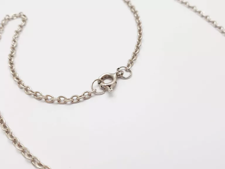 SREBRNY ŁAŃCUSZEK Z ZAWIESZKĄ 925