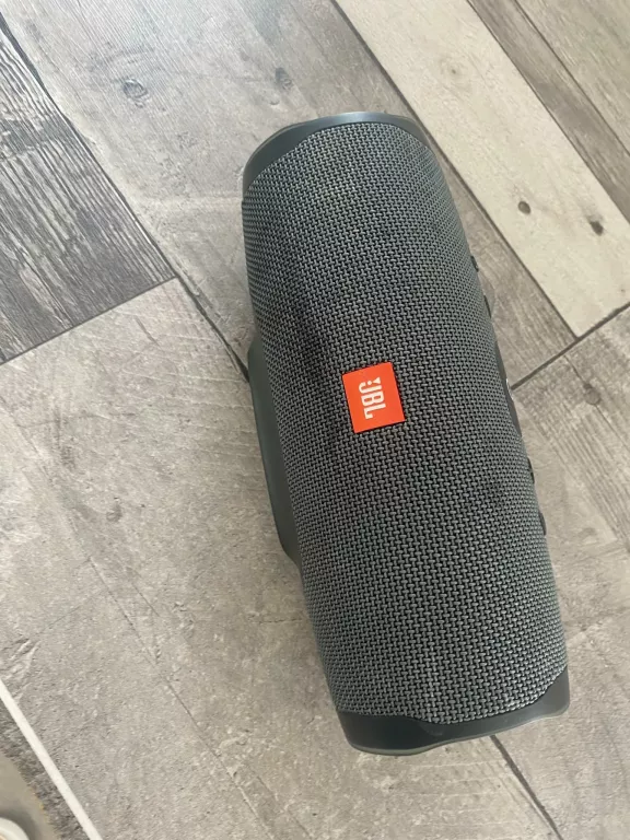 JBL CHARGE ESSENTIAL 2