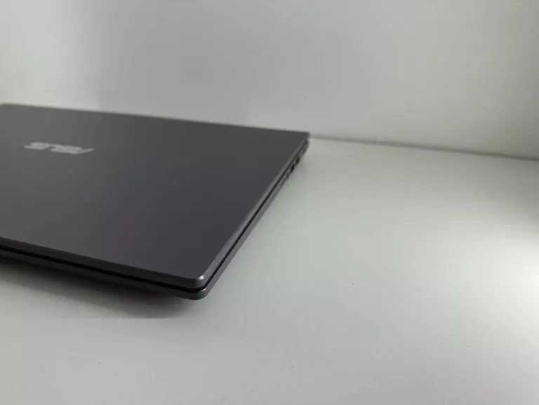 ASUS D515D AMD RYZEN 5 3500Y 8GB/512SSD WIN 11 ZASILACZ