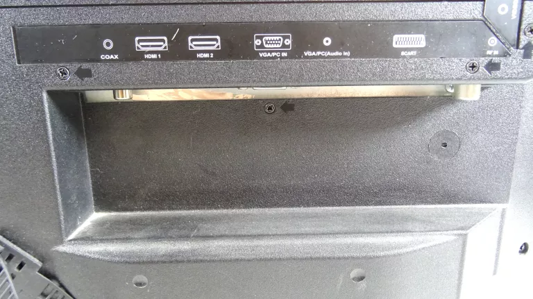 telewizor-blaupunkt-b32a124tc-pilot-przekatna-ekranu-cale-3200