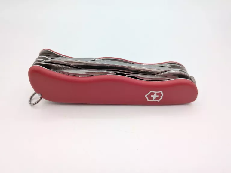 SCYZORYK VICTORINOX FORESTER 0.8363