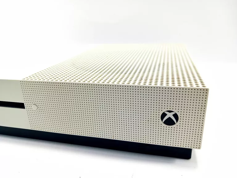 KONSOLA XBOX ONE 500GB KPL + STACJA ŁADOWANIA I PAD ORG