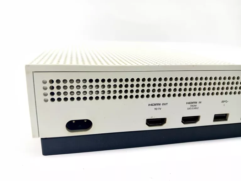 KONSOLA XBOX ONE 500GB KPL + STACJA ŁADOWANIA I PAD ORG