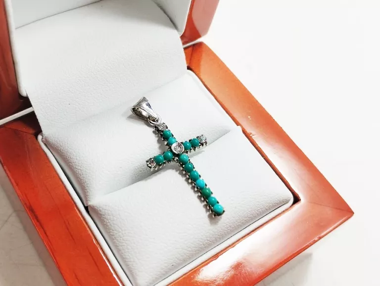 ZŁOTY KRZYZYK 750, 18K, 1,17G, 2,5CM