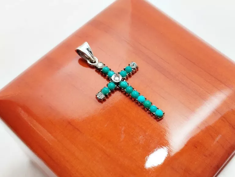 ZŁOTY KRZYZYK 750, 18K, 1,17G, 2,5CM