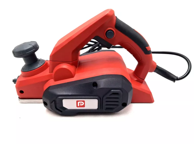 STRUG PERFORMANCE POWER 650 W PHP650C