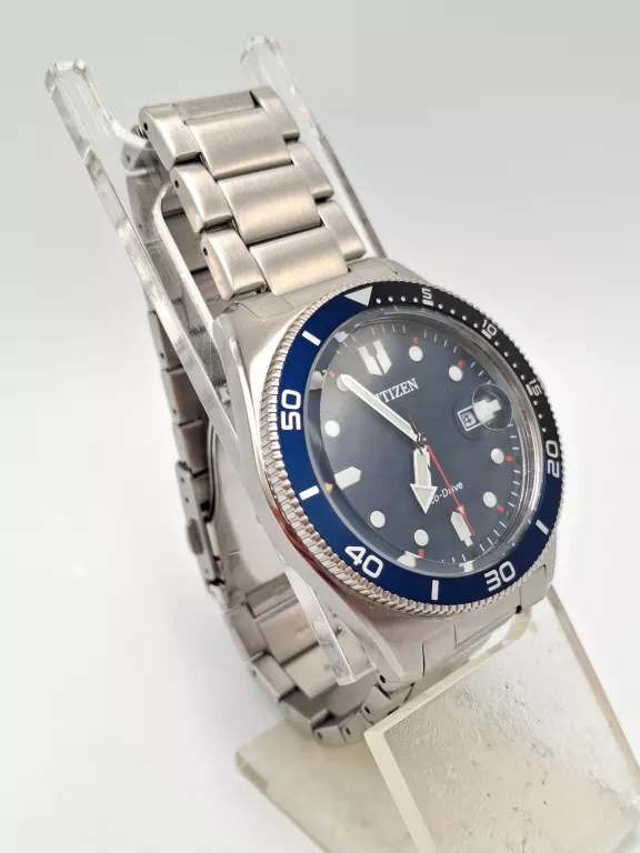 ZEGAREK CITIZEN ECO DRIVE J810