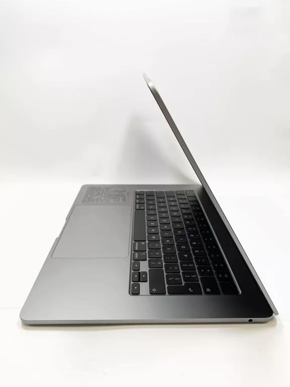 LAPTOP MACBOOK AIR 2023 (A2941) M2 15,3"