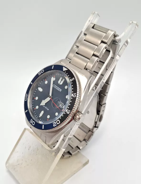 ZEGAREK CITIZEN ECO DRIVE J810
