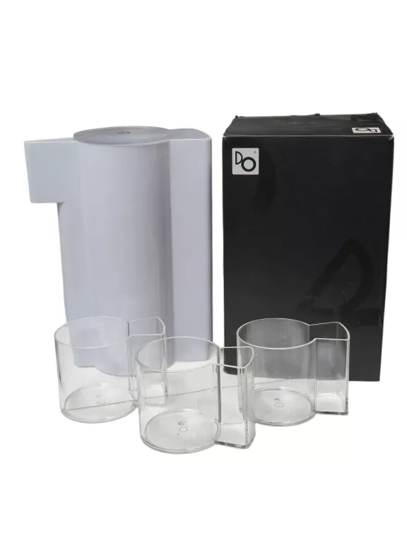 DZBANEK+ KUBKI PLASTIKOWY ZESTAW PIKNIKOWY