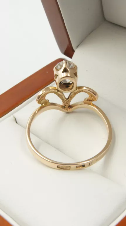 ZŁOTY PIERŚCIONEK Z CYRKONIĄ 585 3,15G R:19 OKAZAŁY