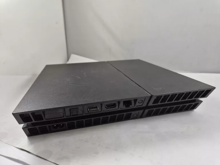 KONSOLA PS4 1TB PAD GRY