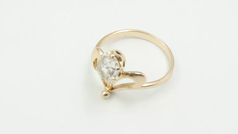 ZŁOTY PIERŚCIONEK Z CYRKONIĄ 585 3,15G R:19 OKAZAŁY