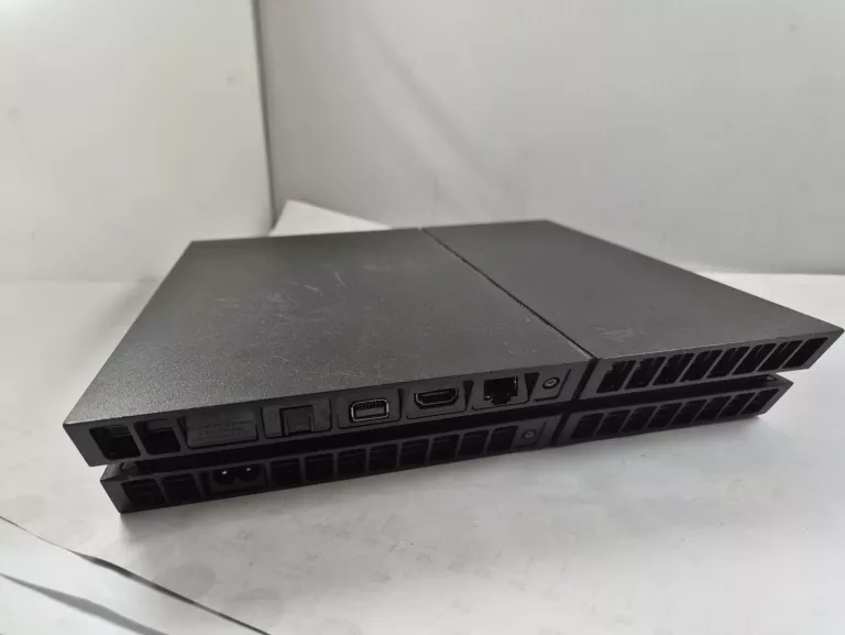 KONSOLA PS4 1TB PAD GRY