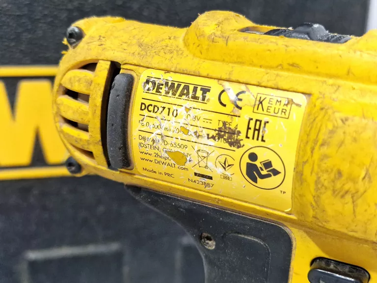 WKRĘTARKA AKUMULATOROWA DEWALT DCD710