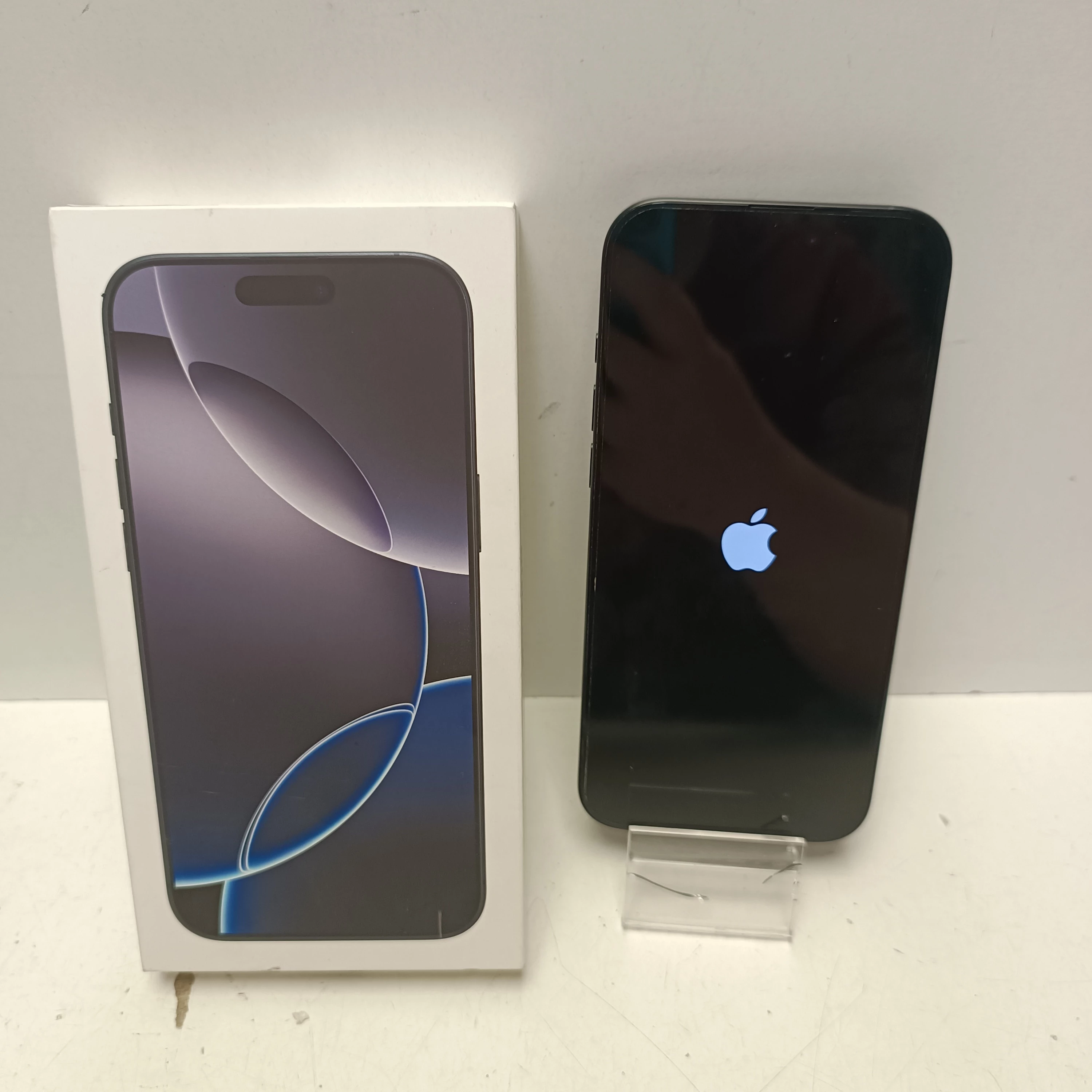 telefon-iphone-16-pro-max-256gb-bateria-100-osiedle-teatralne-3u15-krakow