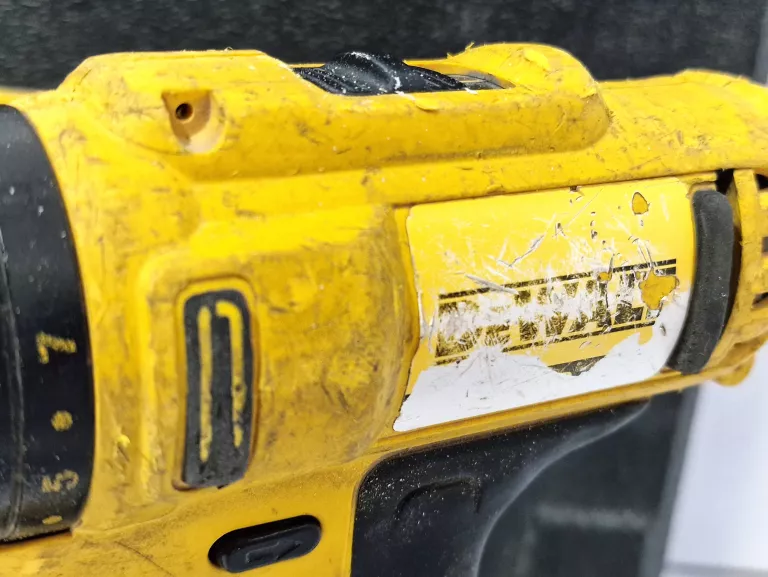 WKRĘTARKA AKUMULATOROWA DEWALT DCD710