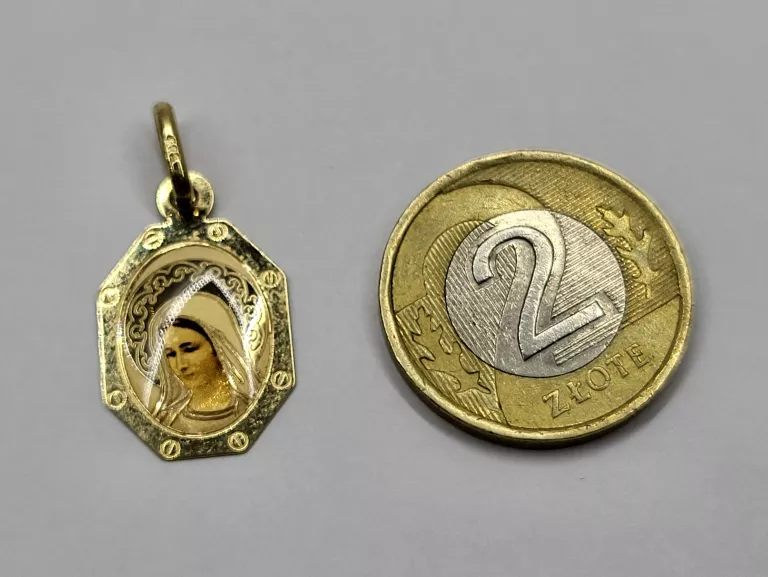 ZŁOTA ZAWIESZKA MATKA BOSKA PR.585 0,93G