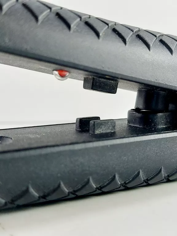 prostownica-do-wlosow-eurolux-powloka-203605-1