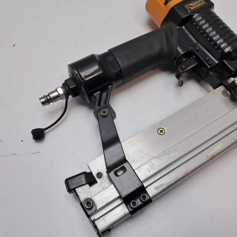 PANSAM ZSZYWACZ PNEUMATYCZNY