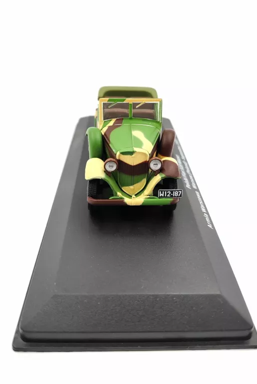 POLSKI FIAT 518 MAZUR ARMIA WARSZAWA WARSAW POLAND SEPTEMBER - 1939