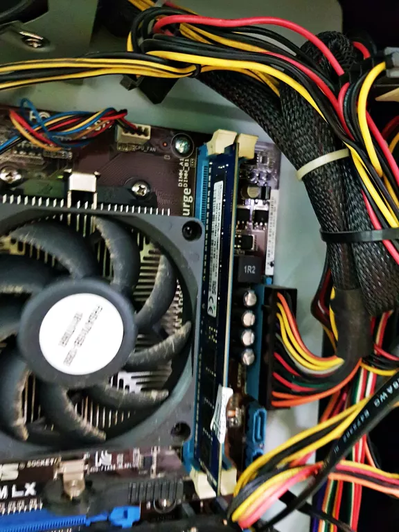 komputer-stacjonarny-tracer-zasilacz-pojemnosc-dysku-120