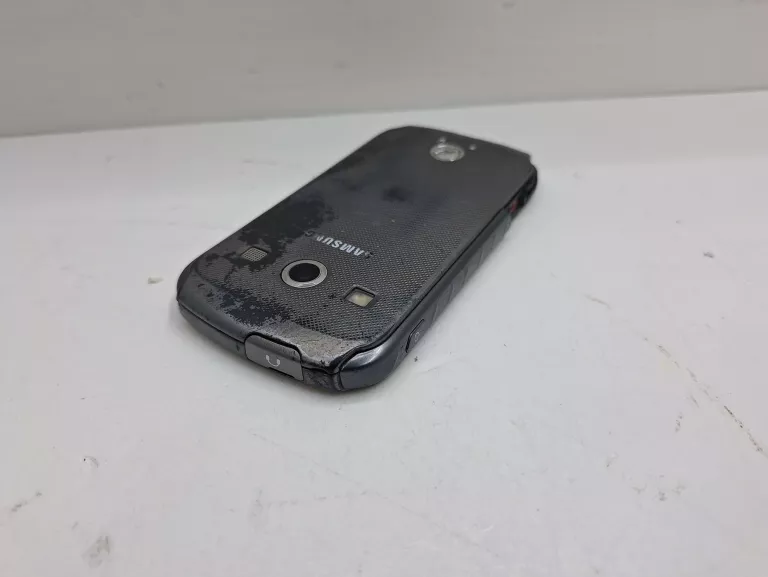 TELEFON  SAMSUNG  GT-S7710 B/N