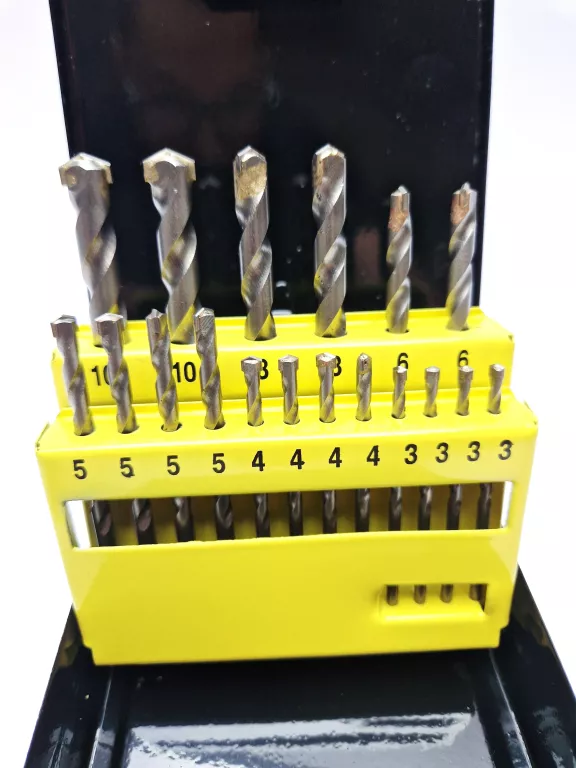 ZESTAW WIERTEŁ DO BETONU 18 ELEM.