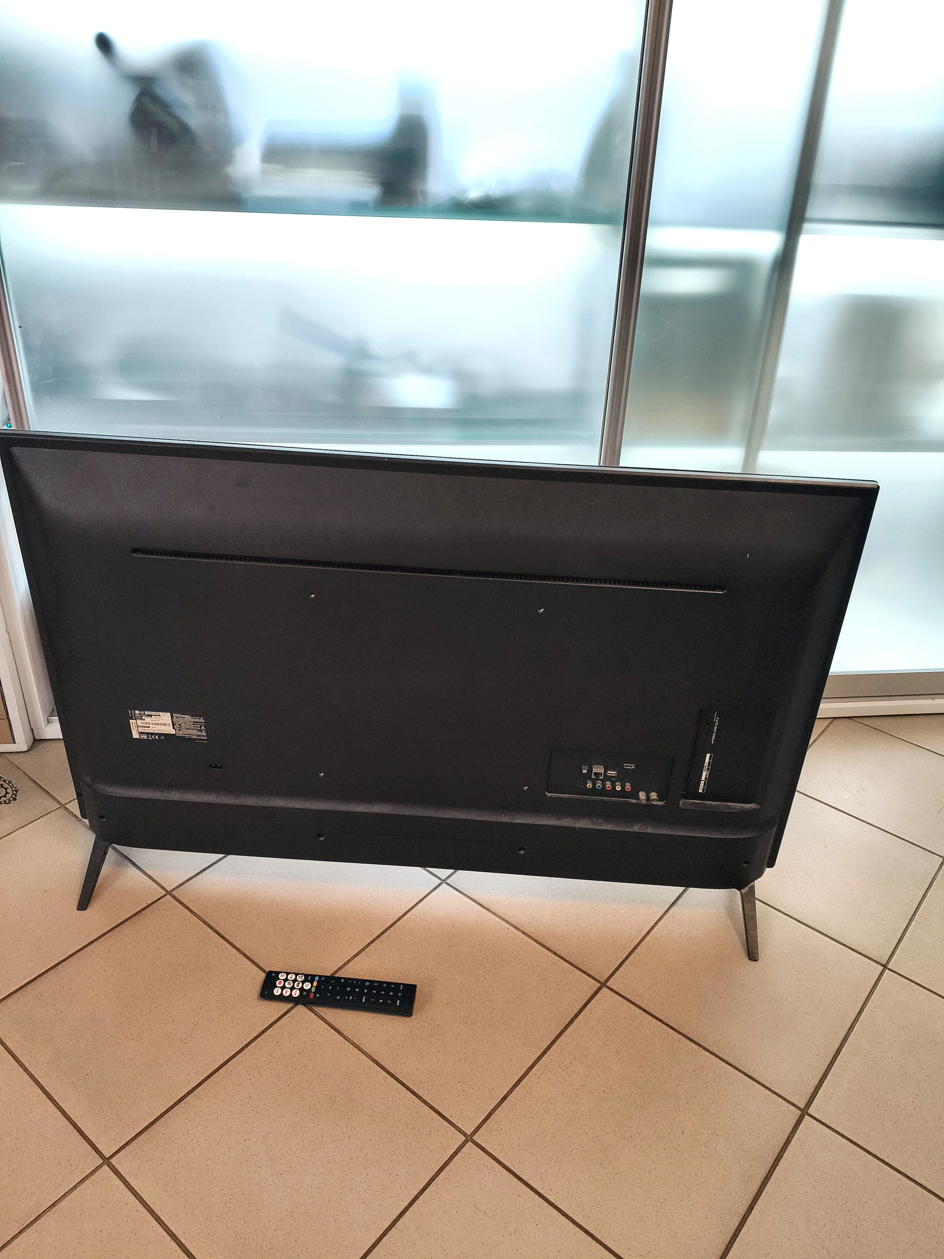 telewizor-led-lg-49um7100plb-49-4k-uhd-smart-tv-led-format-hd-129294-2