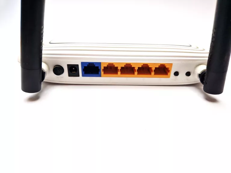 ROUTER TP-LINK TL-WR841N