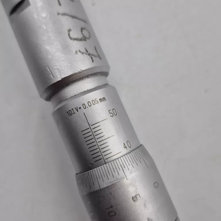 srednicowka-mikrometryczna-trojpunktowa-40-50-finecrafis-stan-11323-2