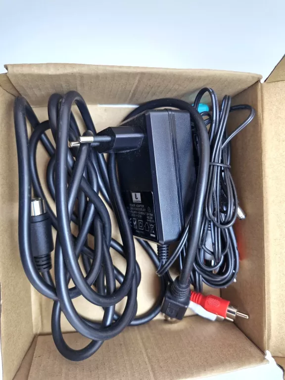 KOLUMNY GŁOŚNIKOWE STEREO GŁOŚNIKI PODSTAWKOWE PÓŁKOWE LAUDBERG S1 2.0