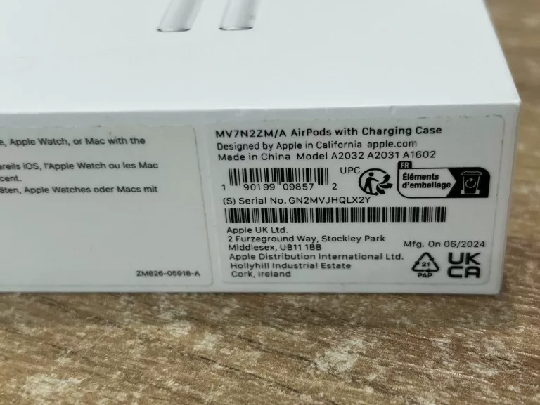 SŁUCHAWKI AIRPADS MV7N22M  KARTONIK KABEL ETUI