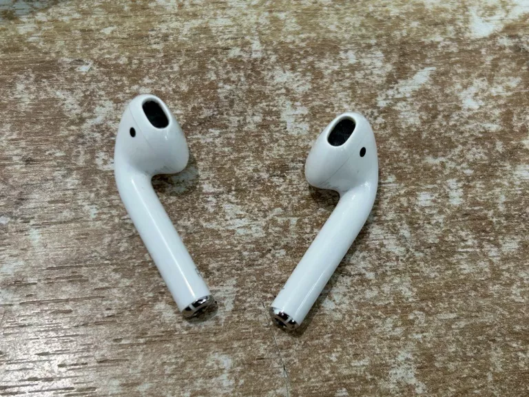 SŁUCHAWKI AIRPADS MV7N22M  KARTONIK KABEL ETUI