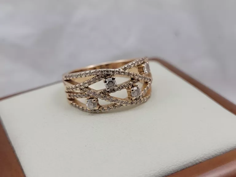 [585, R15, 5,68G] PRZEPIĘKNY ZŁOTY PIERŚCIONEK Z CYRKONIAMI