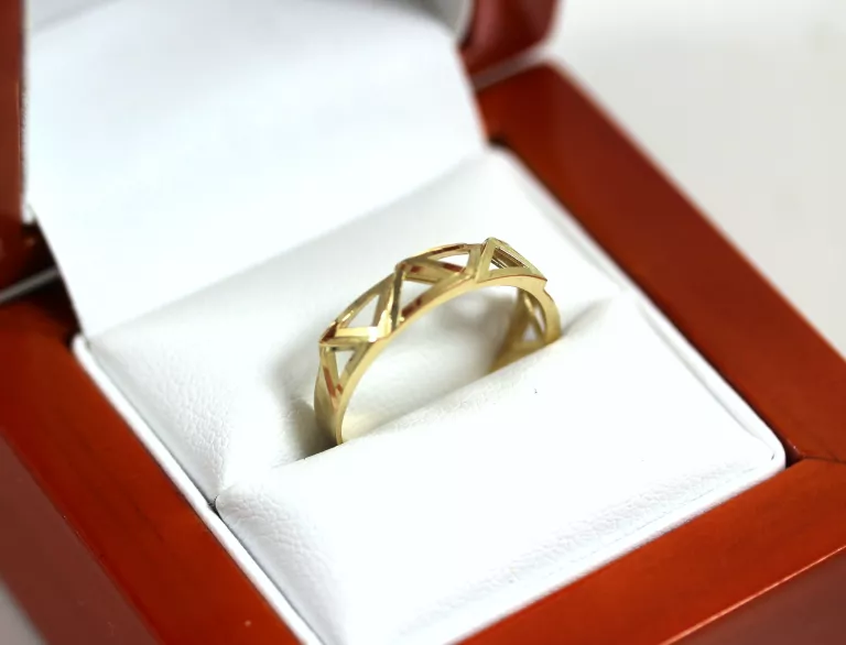 ZŁOTY PIERŚCIONEK P585 1,30G R18 GEOMETRYCZNY