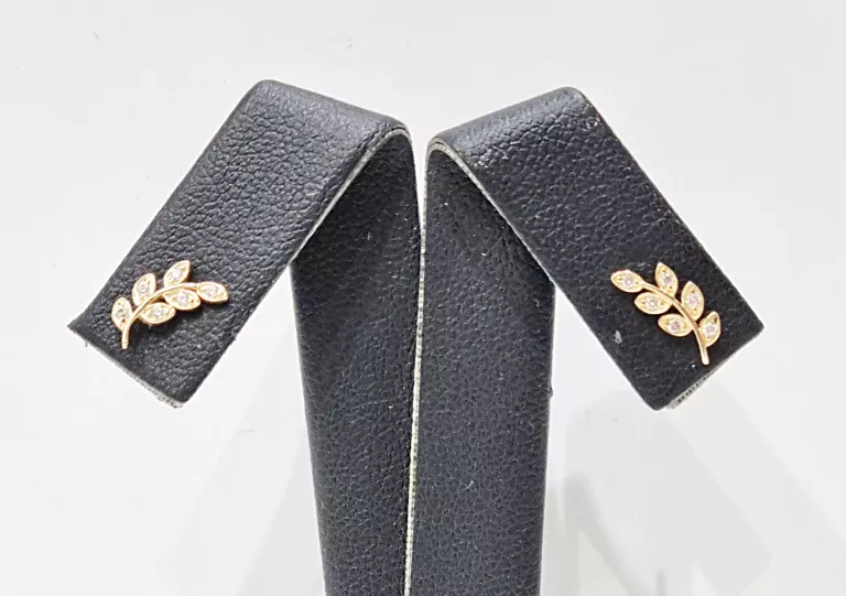 ZŁOTE KOLCZYKI PRÓBA 585 WAGA 0,79 G