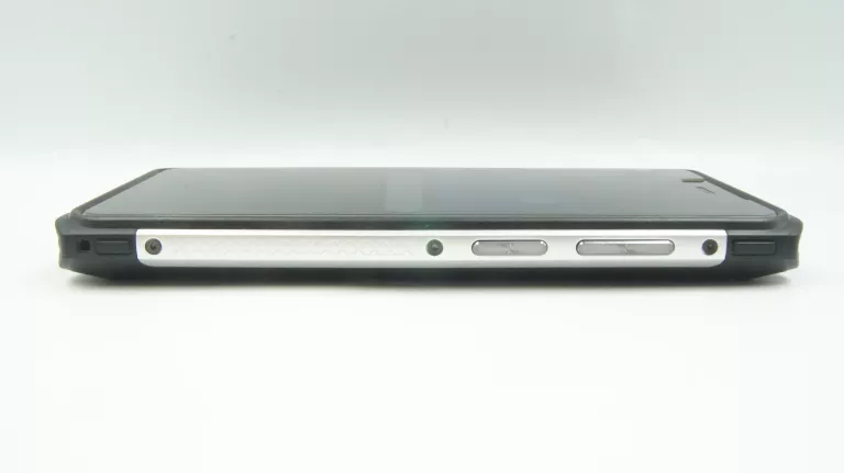 SMARTFON MYPHONE HAMMER IRON 4 32GB IGŁA +ETUI